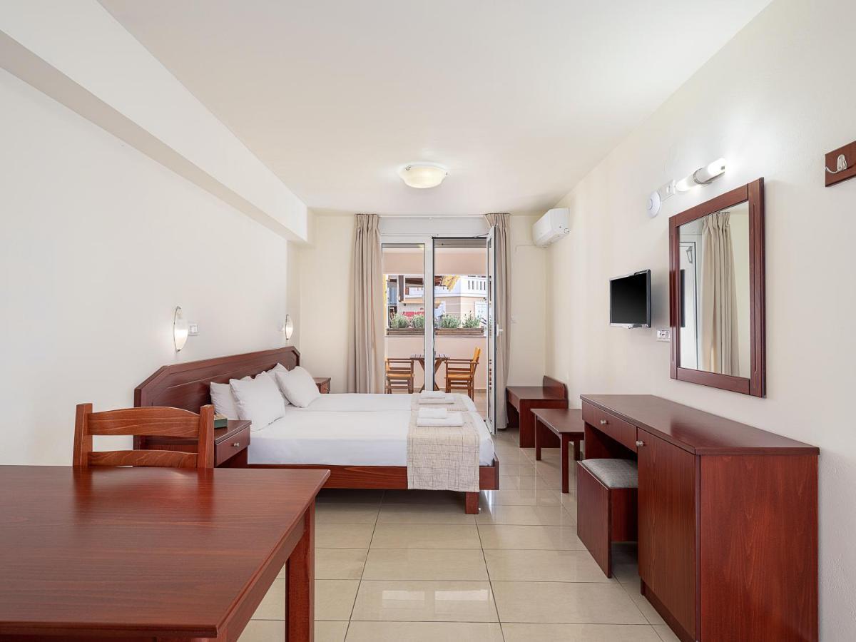 Artemis Apartments スタロス 部屋 写真