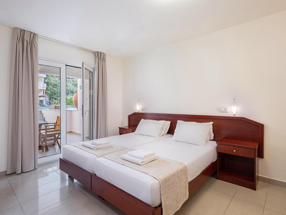 Artemis Apartments スタロス 部屋 写真