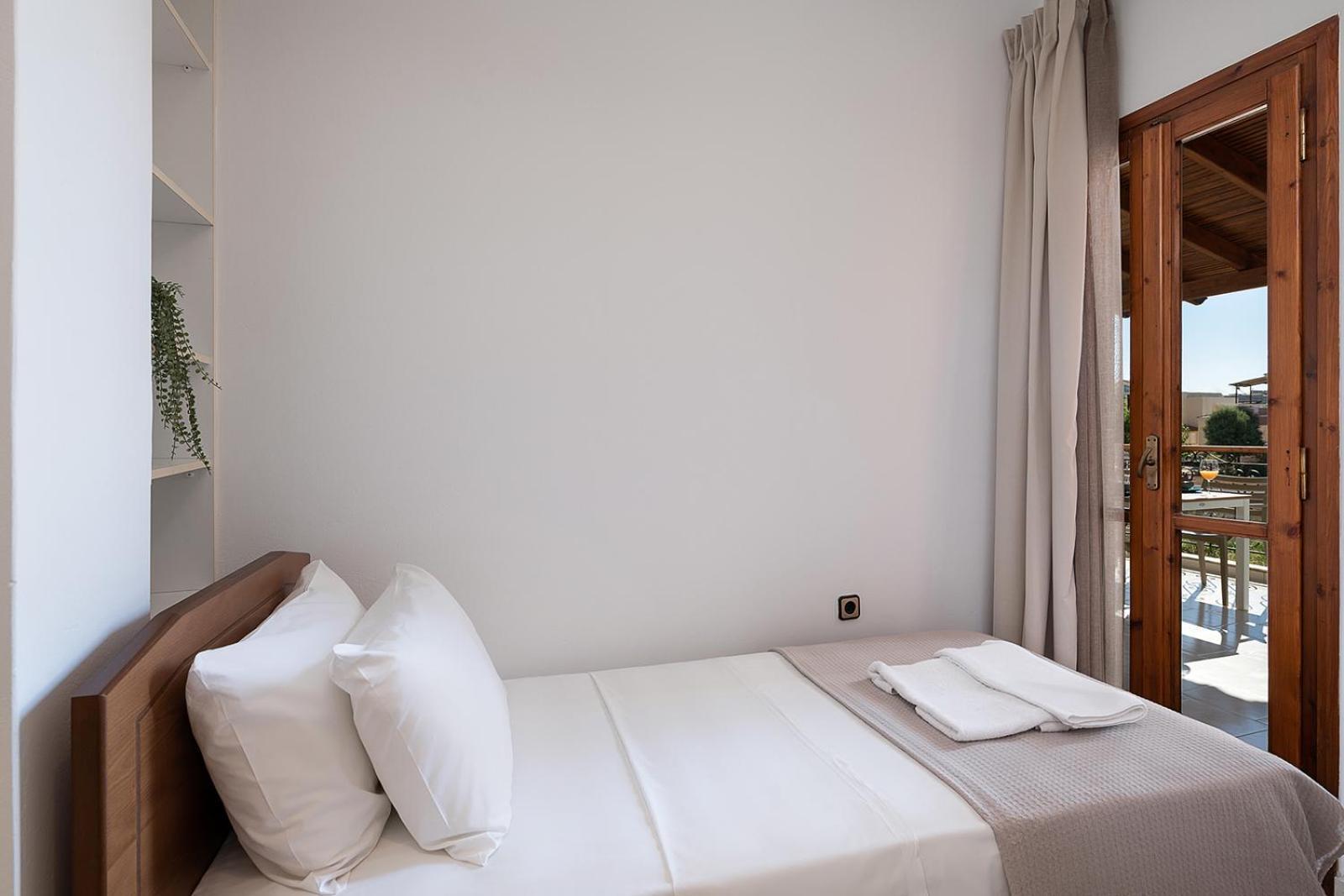Artemis Apartments スタロス 部屋 写真