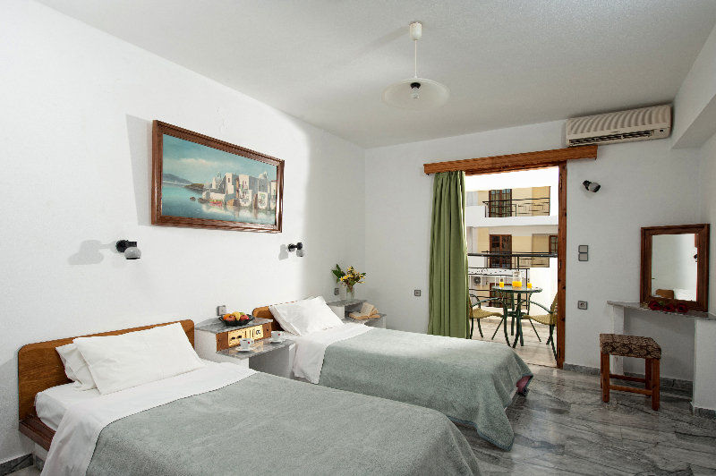 Artemis Apartments スタロス エクステリア 写真