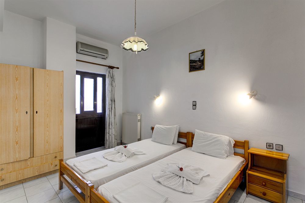 Artemis Apartments スタロス エクステリア 写真